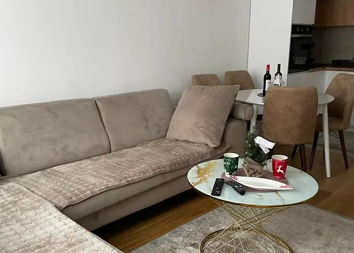 Bela Carolija ズラティボール